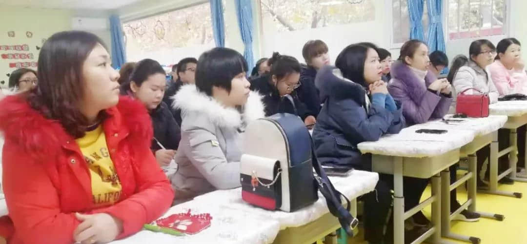 相約家長會，靜待花開時(shí)