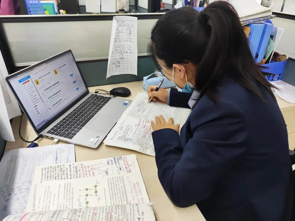 一堂好課的“前世今生”丨高二年級精心備課、細心研課、全心上課全記錄