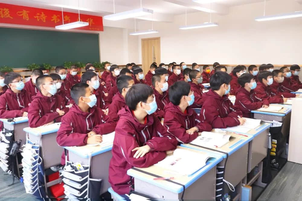 為學(xué)而行 用心澆灌丨初二年級開展培優(yōu)輔弱教研活動(dòng)