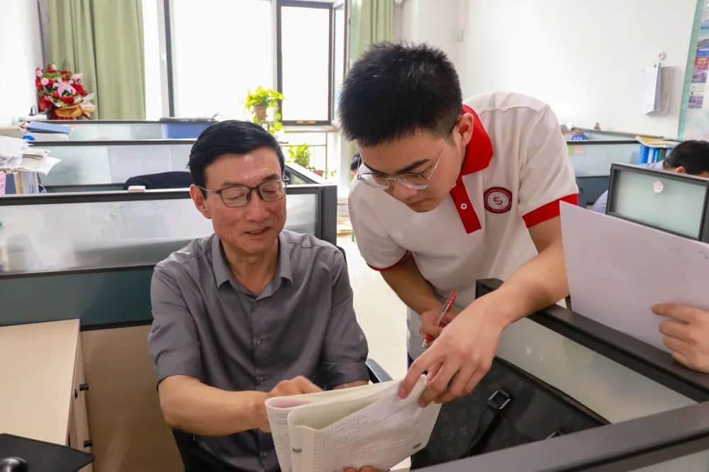 名師工作室丨記我校英語(yǔ)特級(jí)教師--柴速航