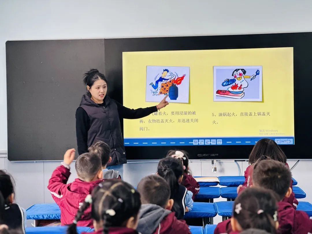 【預(yù)?消防】以“演”筑防，安全“童”行——石家莊私立一中附小預(yù)科部|消防安全進(jìn)校園