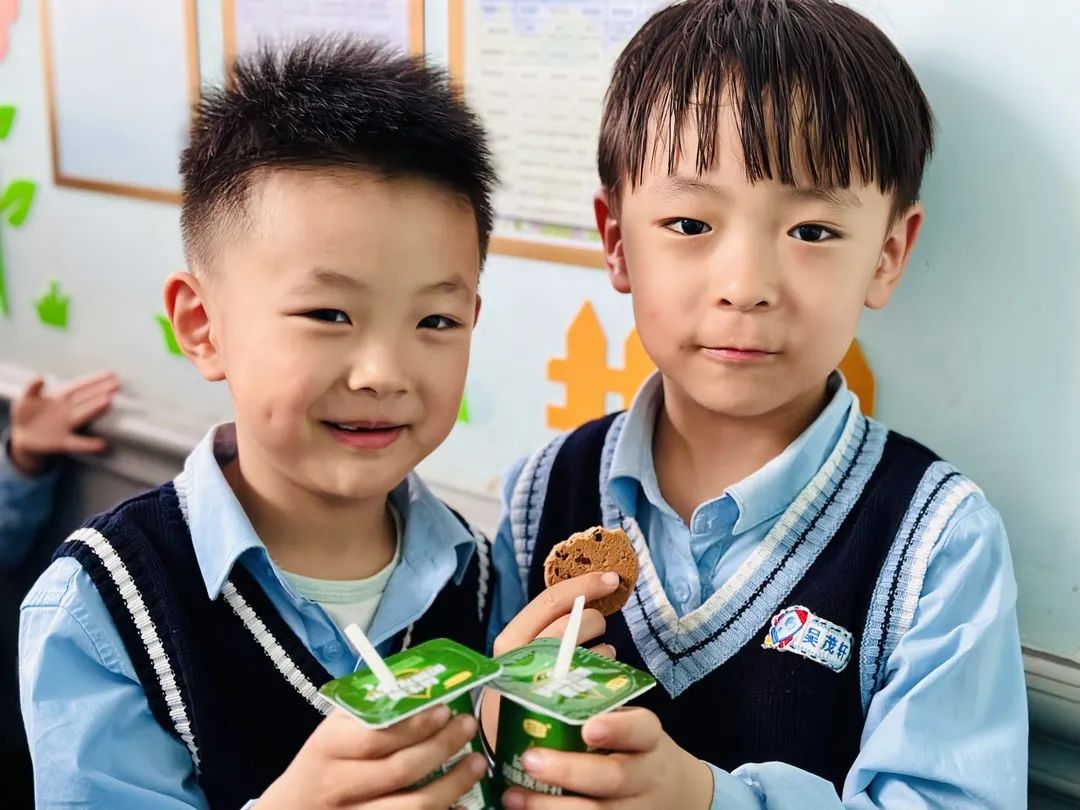 【預(yù)?美食】三餐四季 “食”光漫長(zhǎng) 專(zhuān)注營(yíng)養(yǎng)——石家莊私立一中附小預(yù)科部|每月食譜