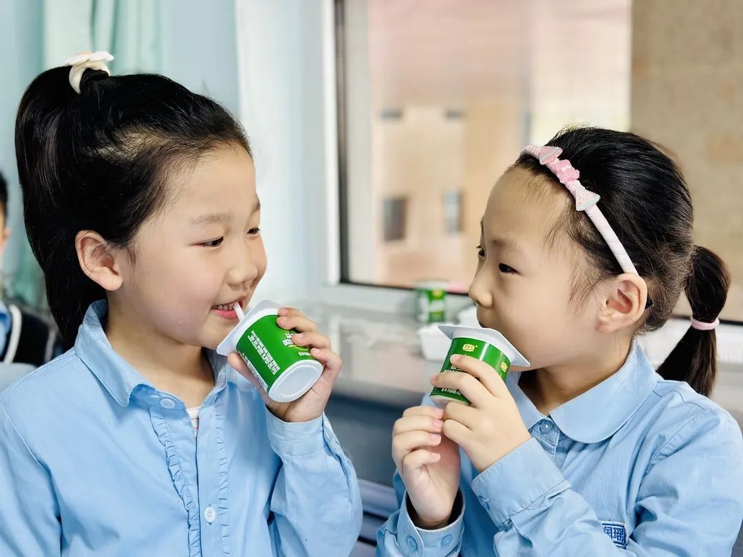 【預(yù)?美食】三餐四季 “食”光漫長(zhǎng) 專(zhuān)注營(yíng)養(yǎng)——石家莊私立一中附小預(yù)科部|每月食譜