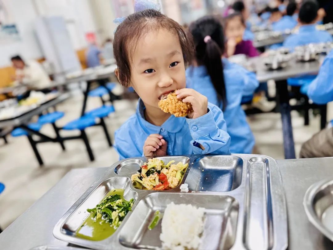 【預(yù)?美食】三餐四季 “食”光漫長(zhǎng) 專(zhuān)注營(yíng)養(yǎng)——石家莊私立一中附小預(yù)科部|每月食譜