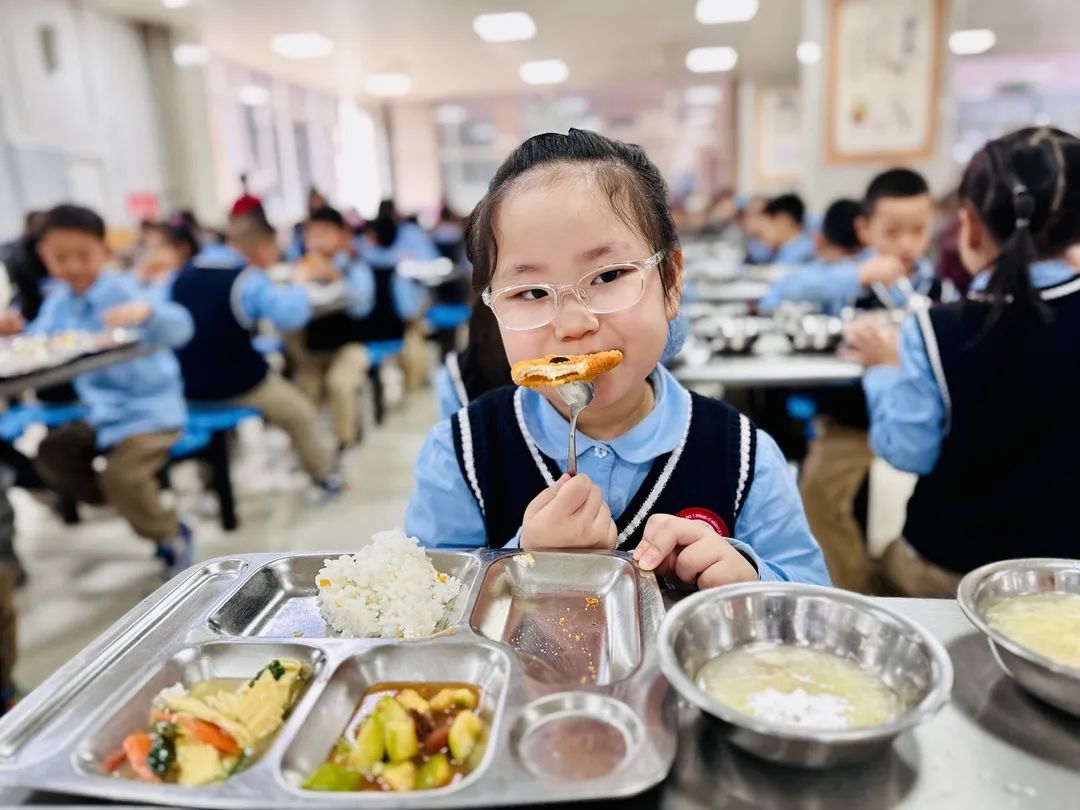 【預(yù)?美食】三餐四季 “食”光漫長(zhǎng) 專(zhuān)注營(yíng)養(yǎng)——石家莊私立一中附小預(yù)科部|每月食譜