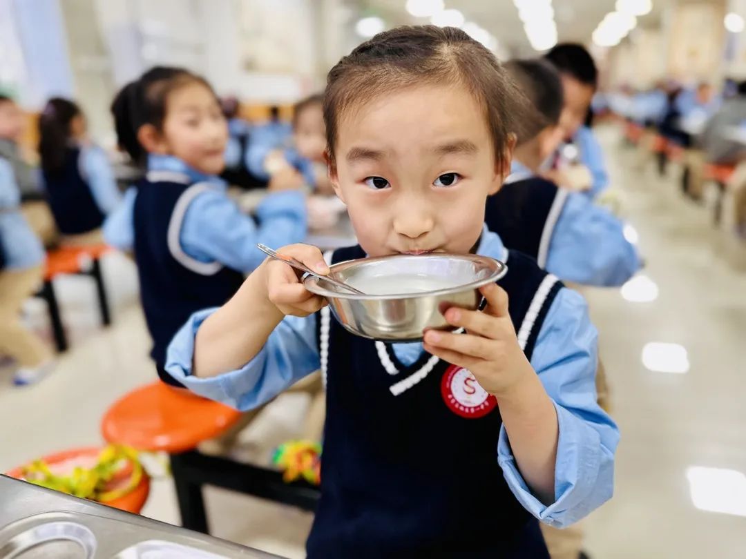 【預(yù)?美食】三餐四季 “食”光漫長(zhǎng) 專(zhuān)注營(yíng)養(yǎng)——石家莊私立一中附小預(yù)科部|每月食譜
