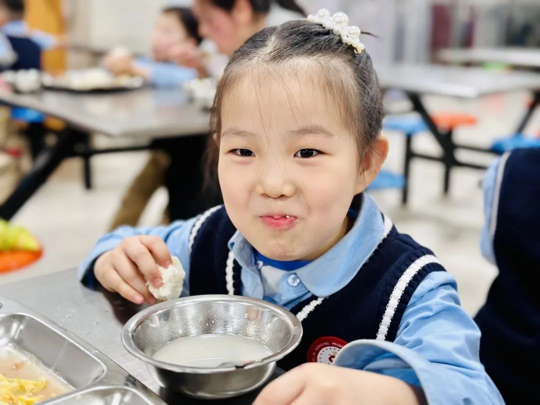 【預(yù)?美食】三餐四季 “食”光漫長(zhǎng) 專(zhuān)注營(yíng)養(yǎng)——石家莊私立一中附小預(yù)科部|每月食譜