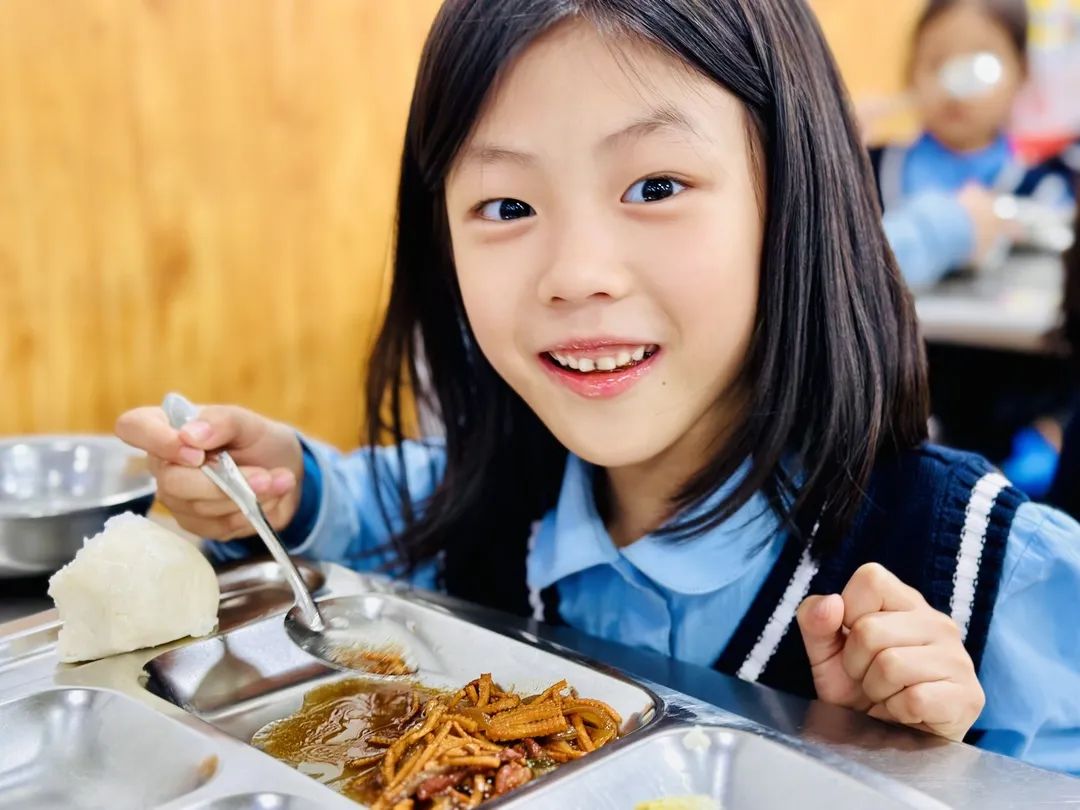 【預(yù)?美食】三餐四季 “食”光漫長(zhǎng) 專(zhuān)注營(yíng)養(yǎng)——石家莊私立一中附小預(yù)科部|每月食譜