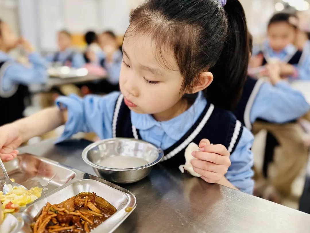 【預(yù)?美食】三餐四季 “食”光漫長(zhǎng) 專(zhuān)注營(yíng)養(yǎng)——石家莊私立一中附小預(yù)科部|每月食譜