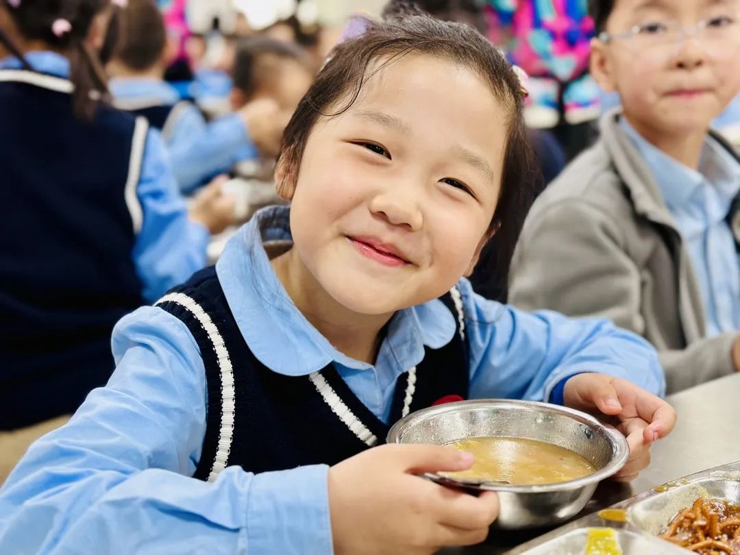 【預(yù)?美食】三餐四季 “食”光漫長(zhǎng) 專(zhuān)注營(yíng)養(yǎng)——石家莊私立一中附小預(yù)科部|每月食譜