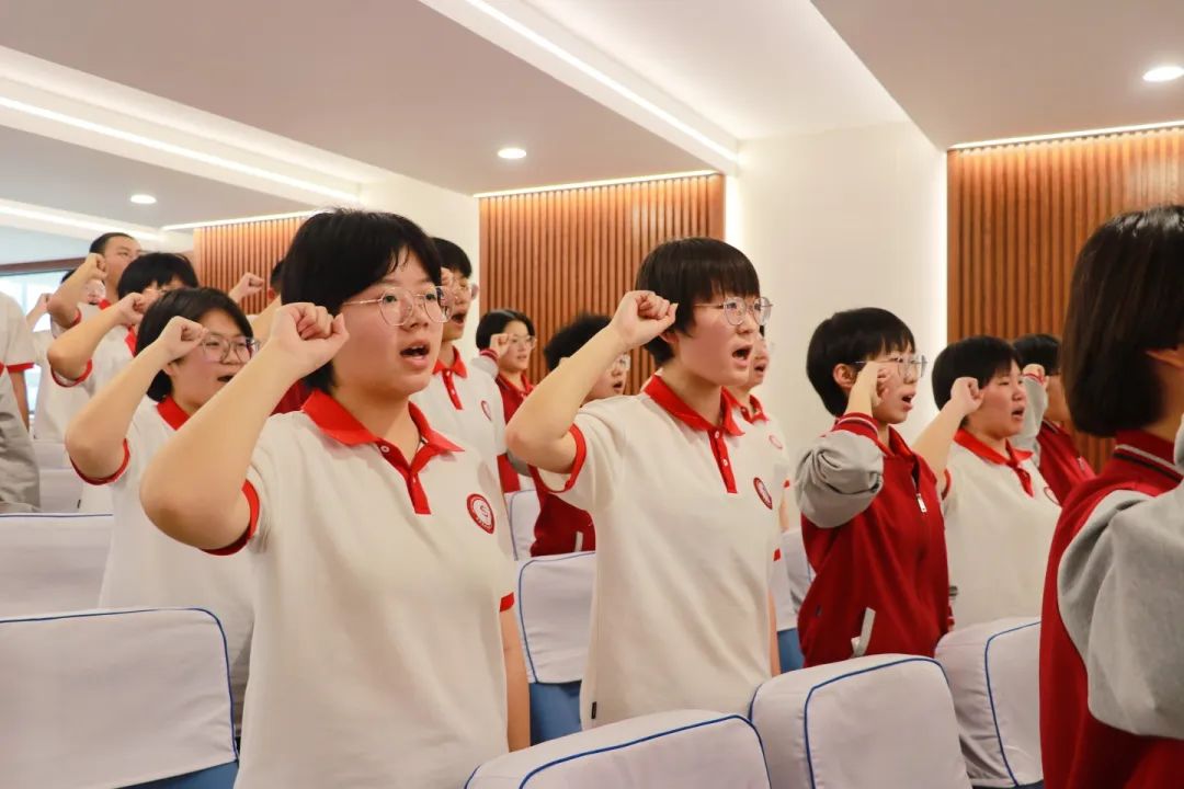 不負(fù)青春 攜夢(mèng)前行丨高一年級(jí)調(diào)研考試表彰大會(huì)