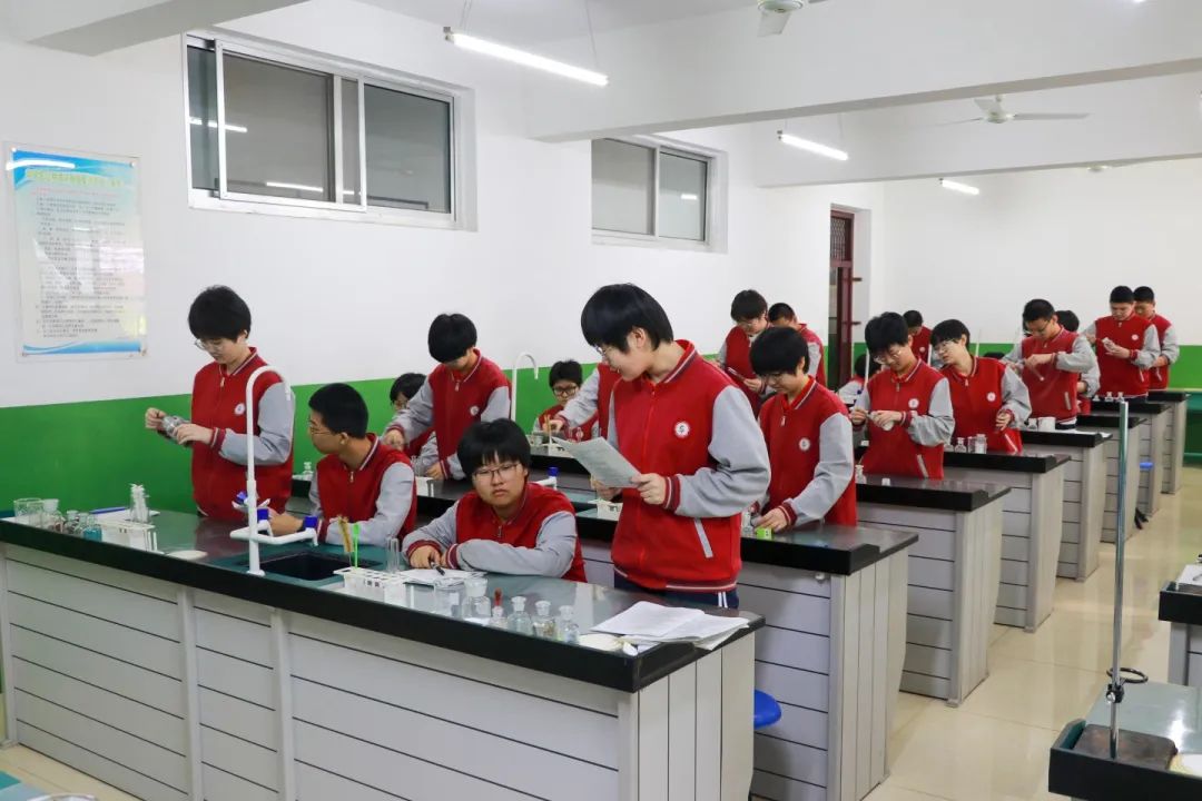 沖刺實驗考試 亮劍中考第一仗丨理化生實驗中考紀實