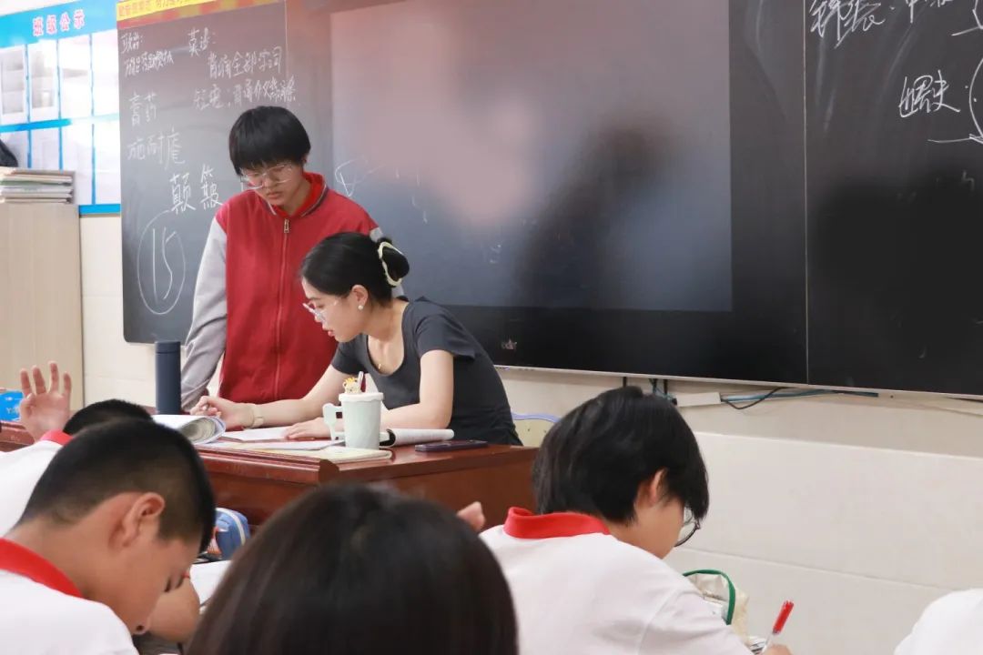 用愛堅(jiān)守 決勝中考丨初三師生中考備考紀(jì)實(shí)