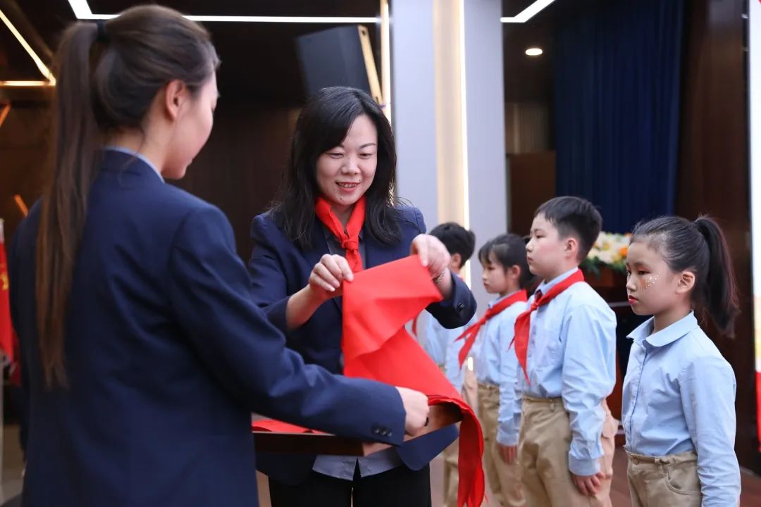 【立小?入隊禮】星火照耀思政路 少年堅定逐夢行｜二年級入隊儀式