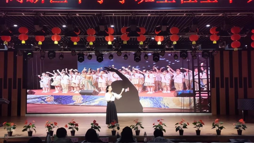 【立小?喜報】追光逐夢，榮耀歸來！—發(fā)光班主任