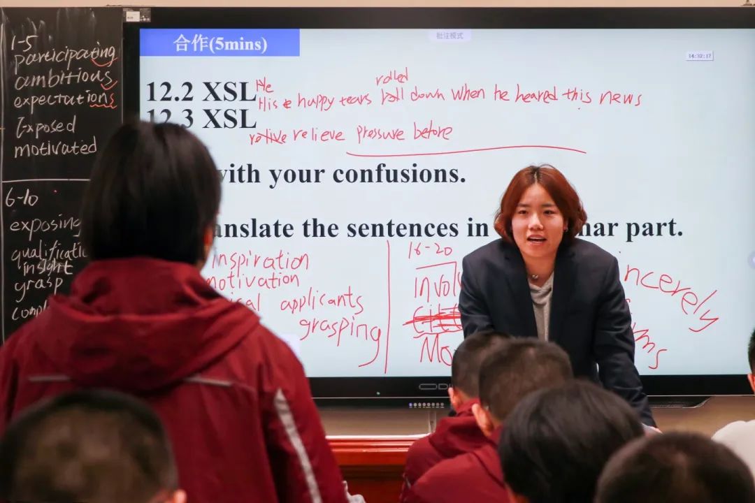 三尺講臺有溫度 微光致遠(yuǎn)育桃李丨師者匠心，扎根在校園的每個(gè)角落