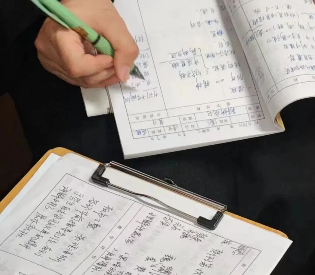 妙筆耕耘提質(zhì)量 勤學(xué)善思促成長(zhǎng)丨私立一中優(yōu)秀聽(tīng)課本展示