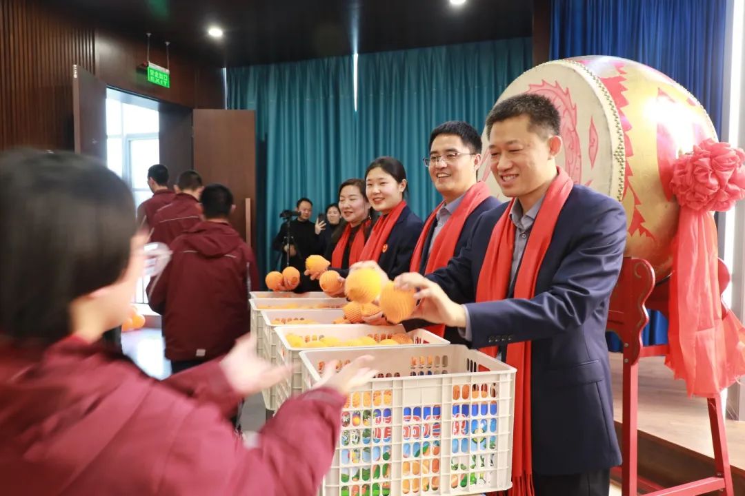 百日競(jìng)渡 逐夢(mèng)啟航丨高三年級(jí)隆重舉行百日誓師大會(huì)