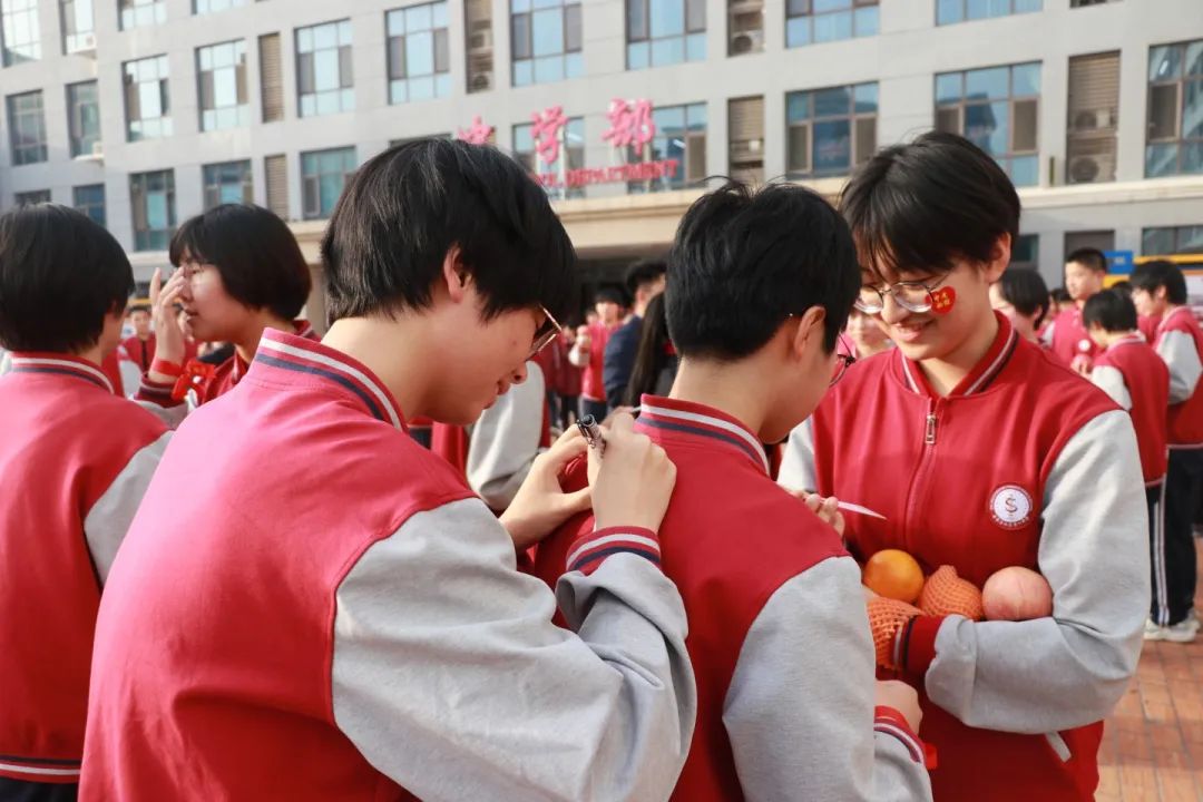 百日競渡 青春啟航丨初三百日誓師燃動學(xué)子夢想
