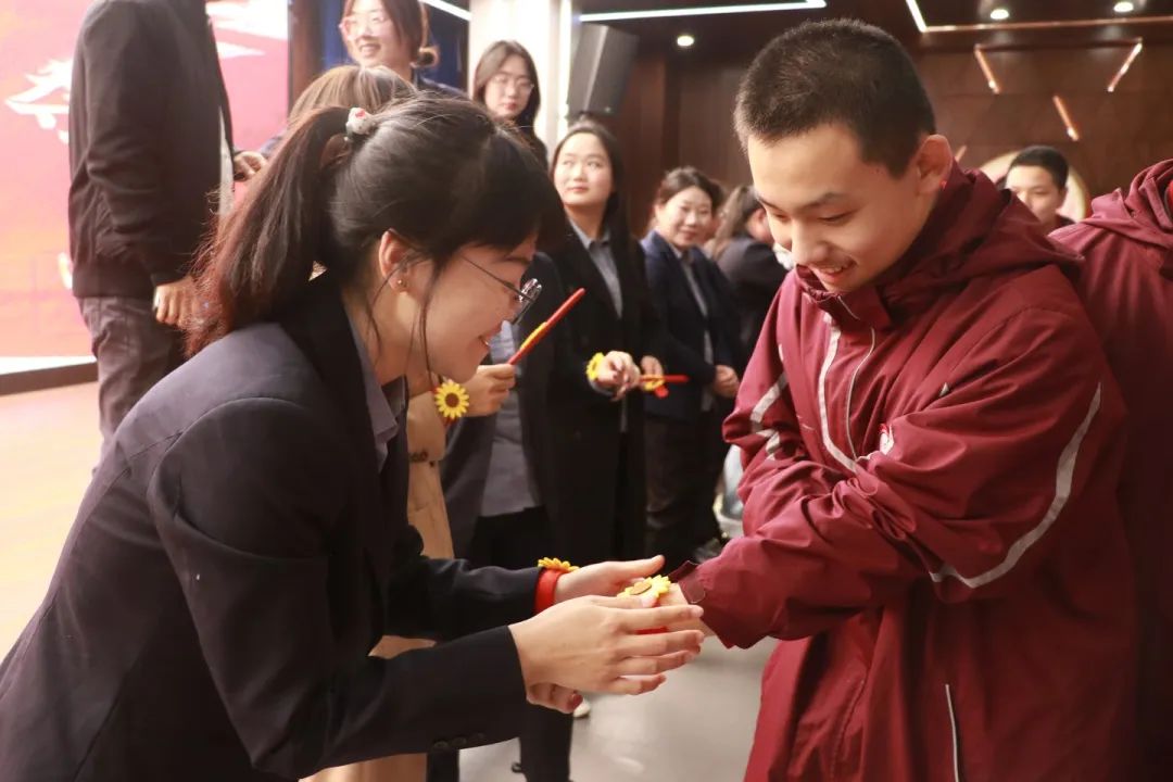 百天逐光 地生領(lǐng)航丨初二年級地生中考誓師集結(jié)號