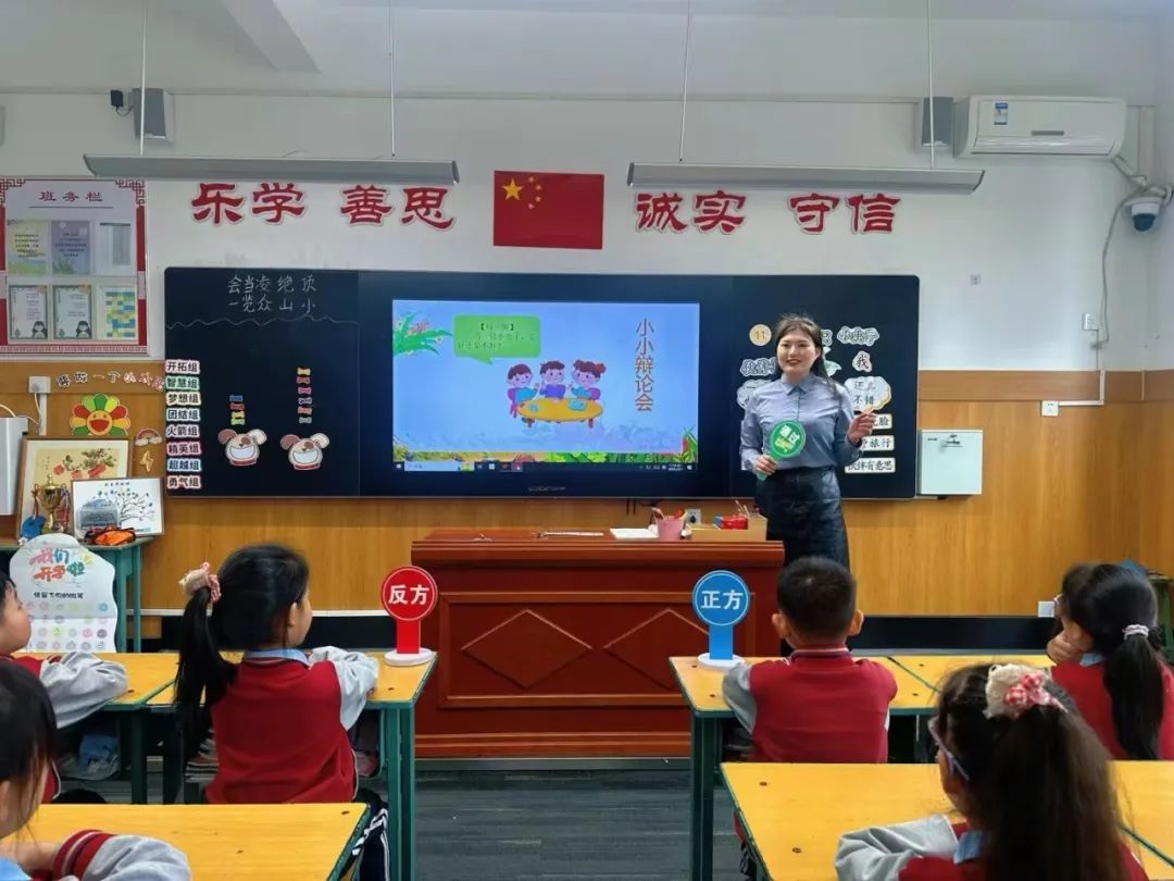 【立小 ? 閱讀節(jié)】從“大語文”到“新語文”，這所學(xué)校走到了前面 ｜語文開放周紀(jì)實