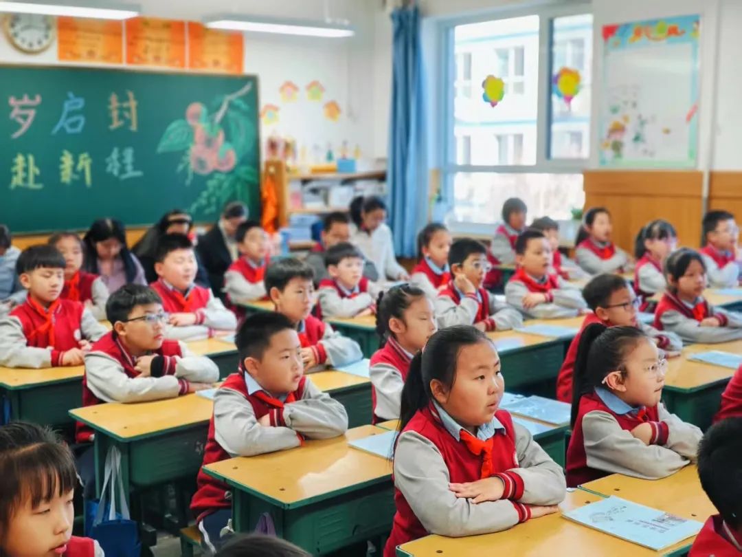 【立小 ? 閱讀節(jié)】從“大語文”到“新語文”，這所學(xué)校走到了前面 ｜語文開放周紀(jì)實