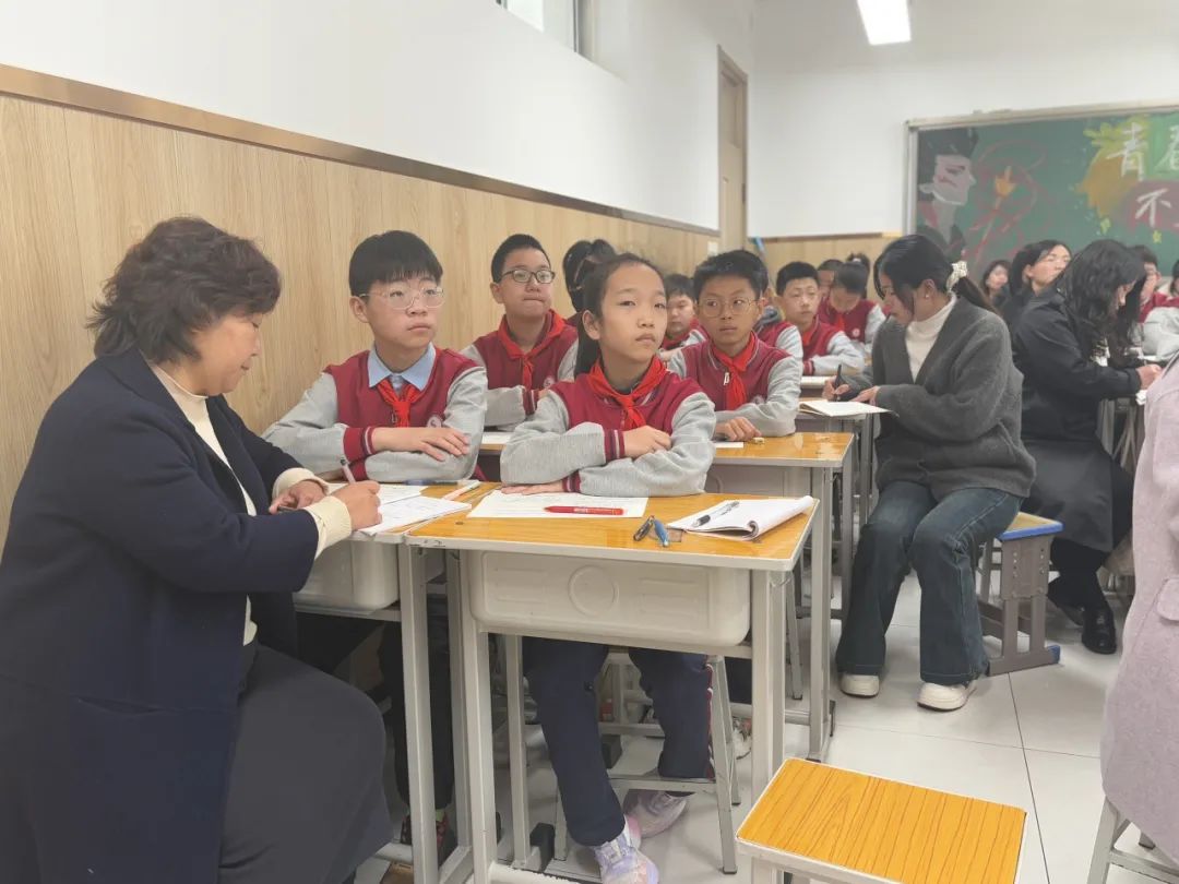 【立小 ? 閱讀節(jié)】從“大語文”到“新語文”，這所學(xué)校走到了前面 ｜語文開放周紀(jì)實