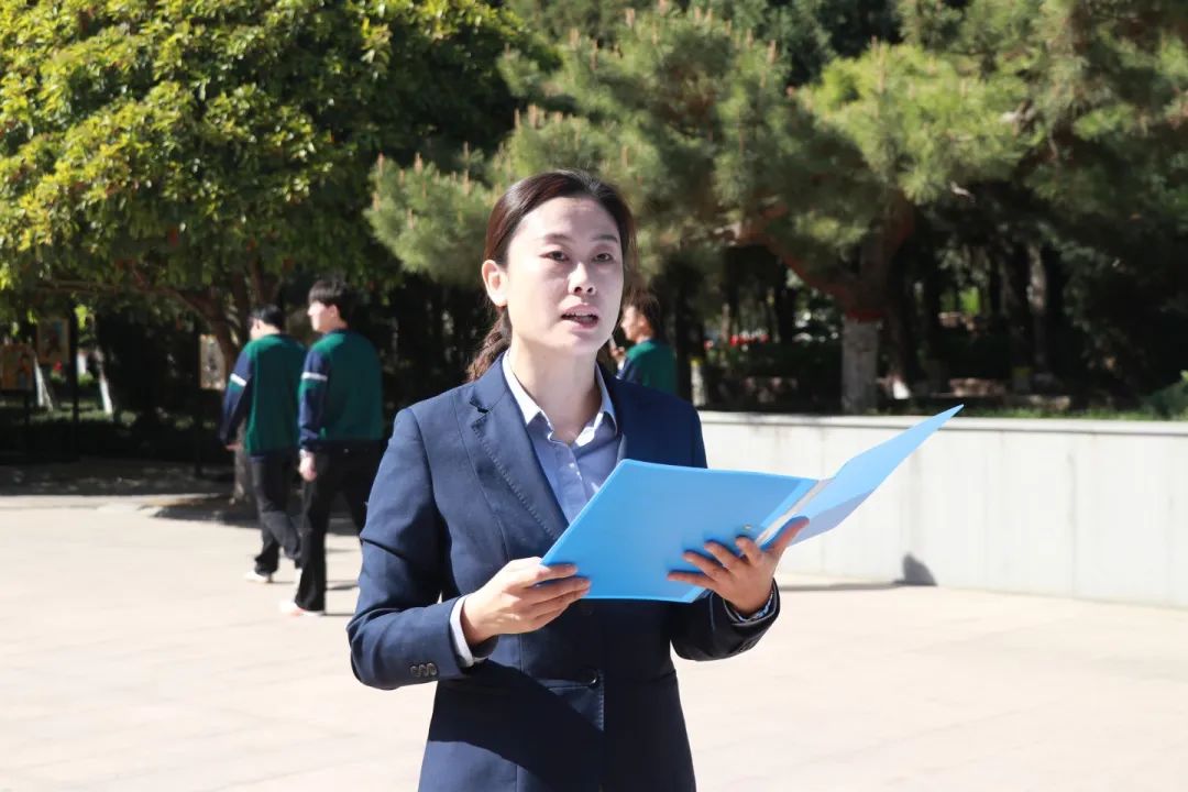 緬懷先烈志 共鑄中華魂丨私立一中開展清明祭掃活動