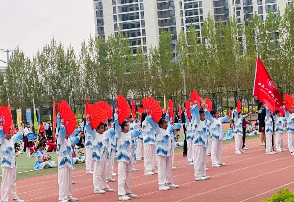【立小?榮耀】激情賽場(chǎng)，我們就是冠軍！