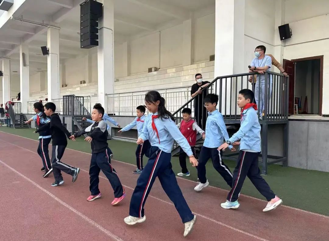 【立小?榮耀】激情賽場(chǎng)，我們就是冠軍！