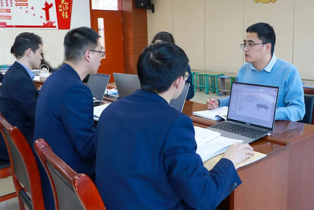 集體備課：讓教學(xué)更有力量丨教師集體備課的智慧與魅力