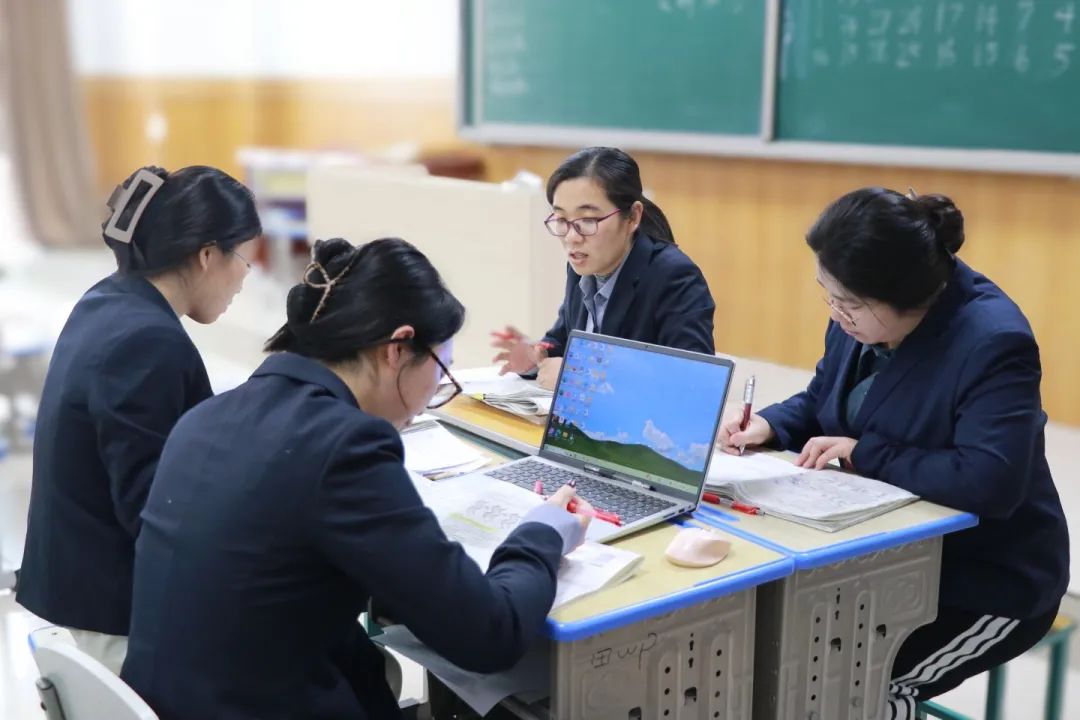 集體備課：讓教學(xué)更有力量丨教師集體備課的智慧與魅力
