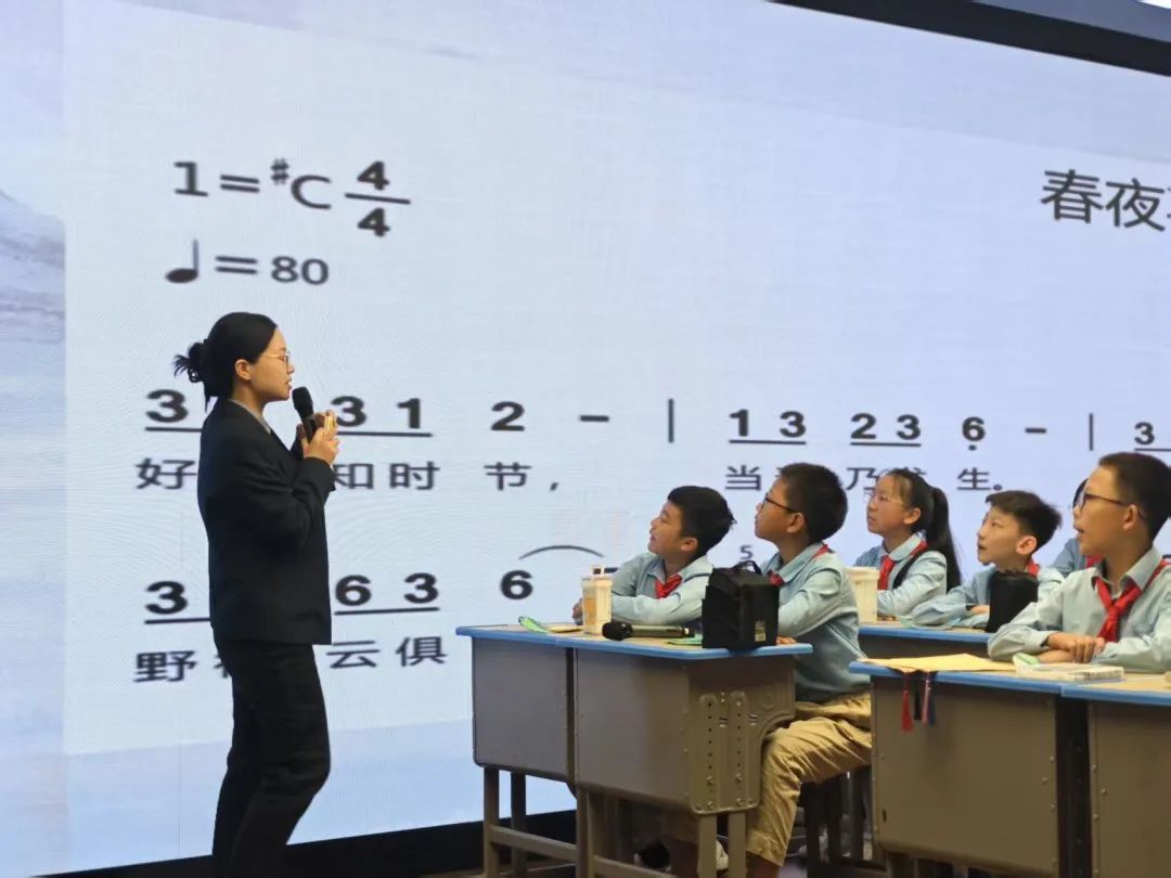 【立小 ? 研修】“名師課堂”2025年全國中小學觀摩課語文專場在我校華彩綻放