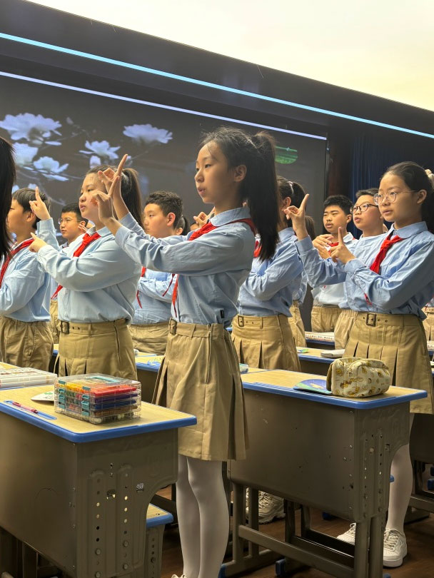 【立小 ? 研修】“名師課堂”2025年全國中小學觀摩課語文專場在我校華彩綻放