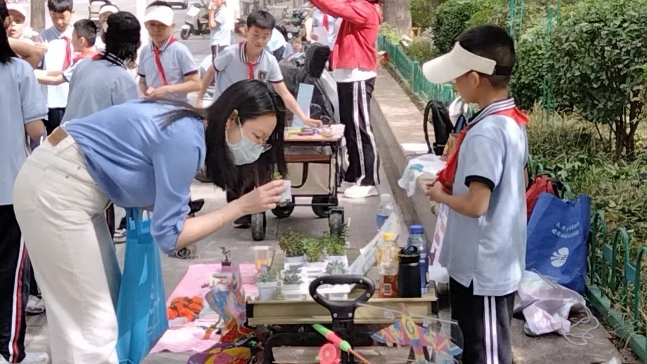 【立小 ? 重磅】“一元錢生存大挑戰(zhàn)”火爆國(guó)際莊！