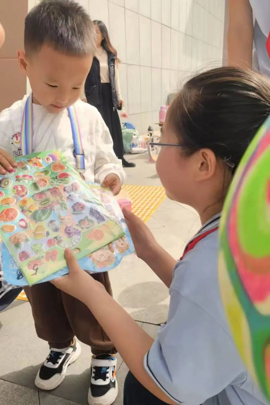 【立小 ? 重磅】“一元錢生存大挑戰(zhàn)”火爆國(guó)際莊！