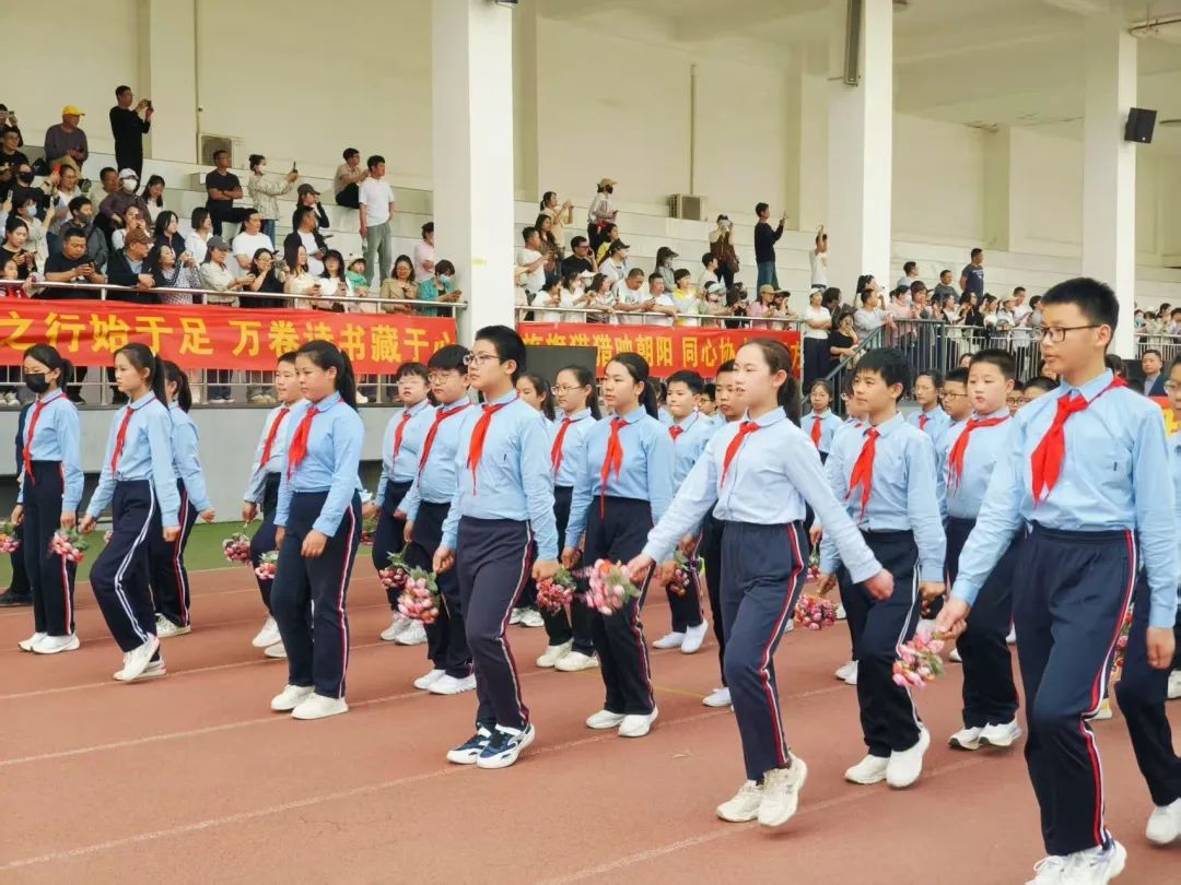 【立小 ? 體育節(jié)】酷跑賽道已開啟！誰將成為體育節(jié)“追風(fēng)王”｜第四屆陽光體育節(jié)