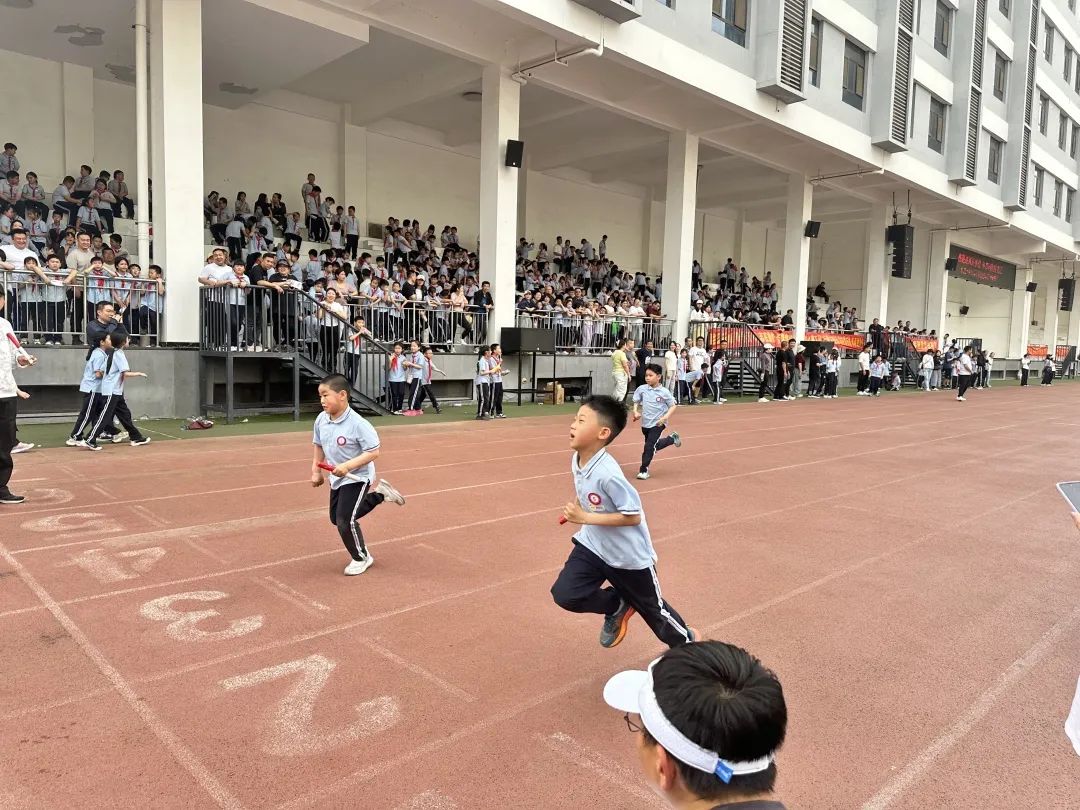 【立小 ? 體育節(jié)】酷跑賽道已開啟！誰將成為體育節(jié)“追風(fēng)王”｜第四屆陽光體育節(jié)