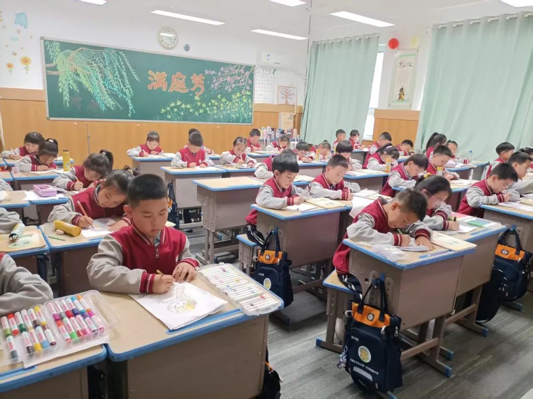 【立小 ? 數(shù)學(xué)節(jié)】勇闖“數(shù)”海 樂“學(xué)”無涯｜數(shù)學(xué)文化周精彩收官