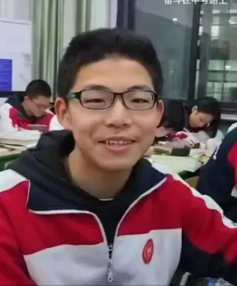 【立小 ? 校慶】弦歌不輟三十載 桃李芬芳滿天下｜建校30周年優(yōu)秀畢業(yè)生風采展