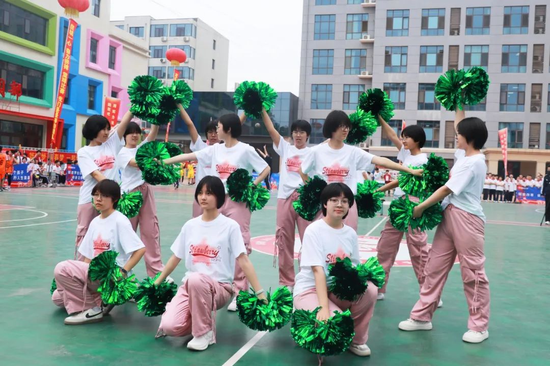 熱血賽場 青春飛揚丨私立一中第三屆“輝煌杯”籃球藝術文化節(jié)完美收官！
