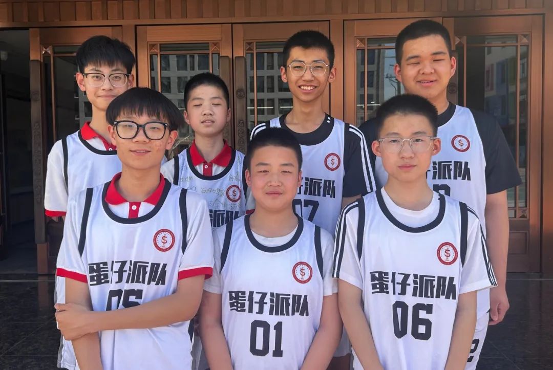 熱血賽場 青春飛揚丨私立一中第三屆“輝煌杯”籃球藝術文化節(jié)完美收官！