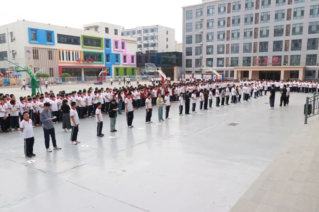 “跳”躍夢(mèng)想 “繩”彩飛揚(yáng)丨我校初一年級(jí)跳繩比賽圓滿收官