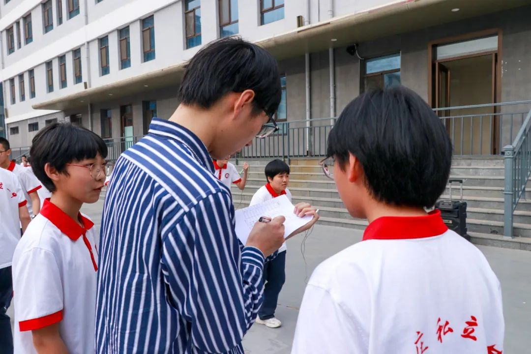 “跳”躍夢(mèng)想 “繩”彩飛揚(yáng)丨我校初一年級(jí)跳繩比賽圓滿收官